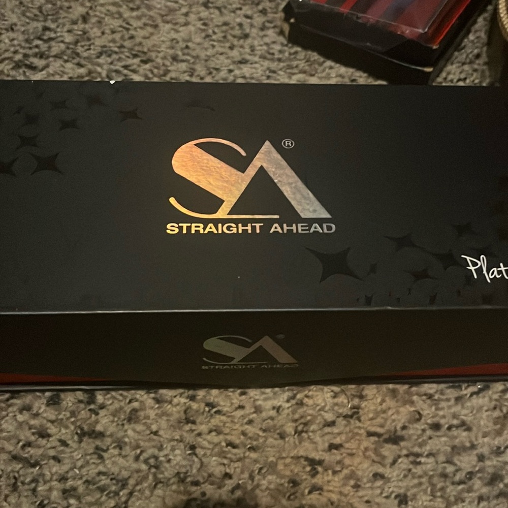 New Straight ahead straighting iron